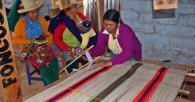 Mujeres productoras en Áncash reciben subvención para planes de negocio