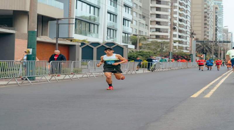 Frank Luján entra a la historia como el peruano más rápido en debutar en un maratón - Radio San Martín - 97.7 FM - 1380 AM