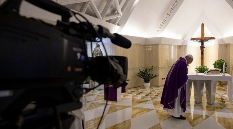 Papa Francisco celebra la Misa en Casa Santa Marta