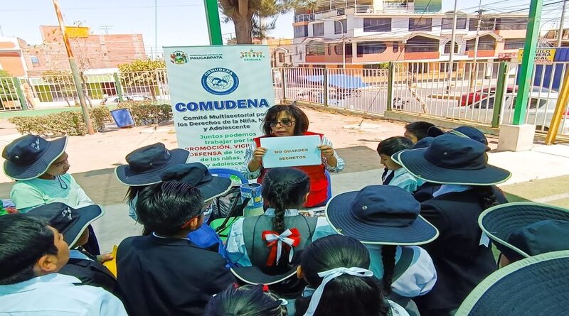 Estudiantes del distrito de Paucarpata reciben capacitación para prevenir acoso escolar