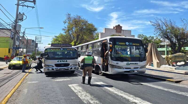 Recuperan ruta de transporte hacia La Calera en Yura después de más de 10 años Recuperan ruta de transporte hacia La Calera en Yura después de más de 10 años