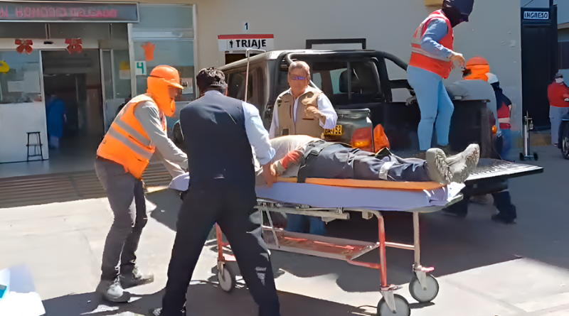 Obrero cae de andamio y expone fallas de seguridad en obra de Tiabaya Obrero cae de andamio y expone fallas de seguridad en obra de Tiabaya