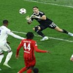 El Dibu Martínez se lesiono un dedo de la mano a tan solo 21 días de iniciar el Mundial 2026