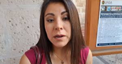 Regidora Mayra Sumari anuncia fiscalización a funcionarios y obras municipales Regidora Mayra Sumari anuncia fiscalización a funcionarios y obras municipales
