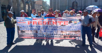 Docentes jubilados inician nueva etapa de lucha por pensiones dignas Docentes jubilados inician nueva etapa de lucha por pensiones dignas