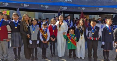 Municipios escolares juramentaron en la Plaza de Armas de Arequipa Municipios escolares juramentaron en la Plaza de Armas de Arequipa