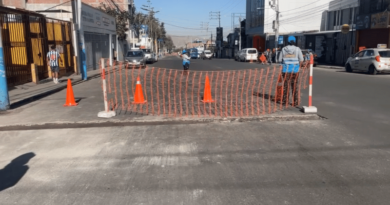 Sedapar rompe asfaltado recién ejecutado en la avenida Independencia y retrasa entrega de obra Sedapar rompe asfaltado recién ejecutado en la avenida Independencia y retrasa entrega de obra
