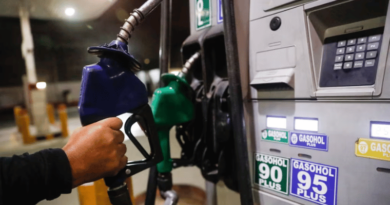 Combustibles seguirían bajando en Arequipa tras caída del precio internacional del petróleo Combustibles seguirían bajando en Arequipa tras caída del precio internacional del petróleo
