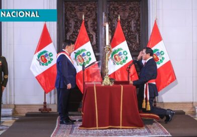 Flavio Cruz juró como nuevo ministro de Trabajo tras la renuncia de Freddy Solano Flavio Cruz juró como nuevo ministro de Trabajo tras la renuncia de Freddy Solano