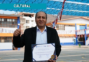 Distinguen a profesor del distrito de Tinta en Cusco como mejor maestro lector del mes