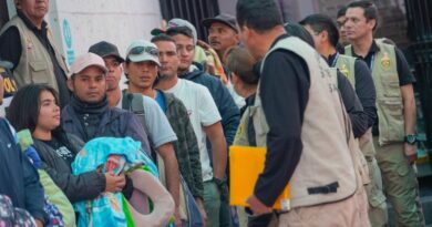 Siete ciudadanos venezolanos son expulsados de Arequipa por situación migratoria irregular