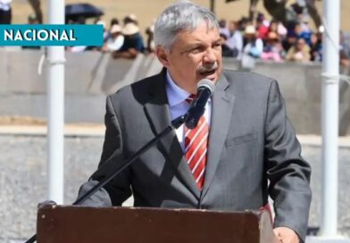 Ministro de Cultura anuncia respaldo a derogación de ley que creó el Colegio Profesional de Artistas Ministro de Cultura anuncia respaldo a derogación de ley que creó el Colegio Profesional de Artistas