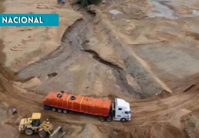 Huaico restringe tránsito en la Costanera Sur y habilitan vía provisional en Tacahuay Huaico restringe tránsito en la Costanera Sur y habilitan vía provisional en Tacahuay