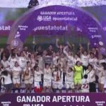 Universitario celebra 102 años de vida institucional